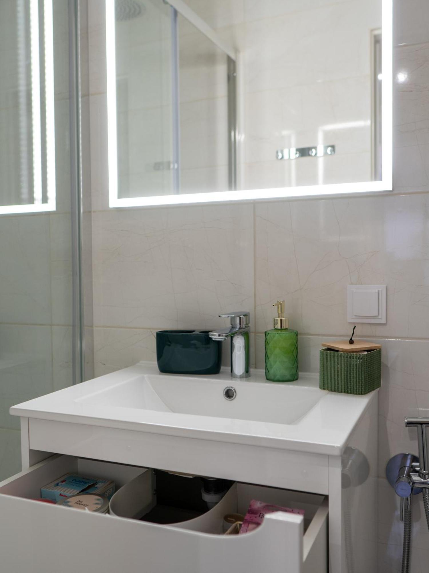 Apartament Classic Comfort Aleja Nmp 8 - Free Parking Częstochowa Esterno foto
