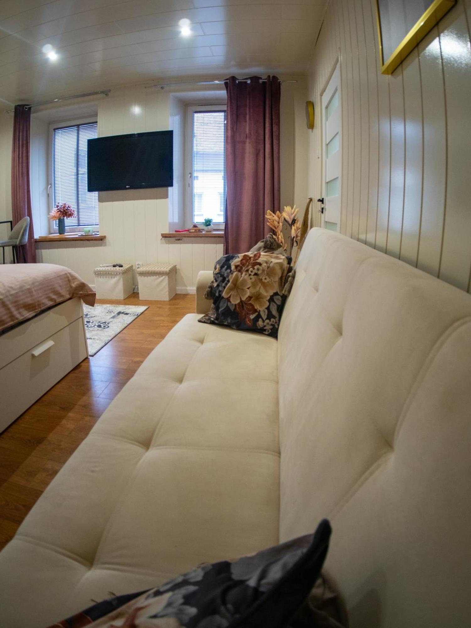 Appartamento Apartament Classic Comfort Aleja Nmp 8 - Free Parking Częstochowa Esterno foto